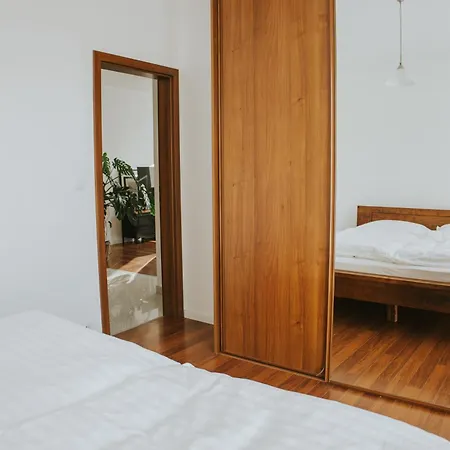 Appartement Kukorelli *